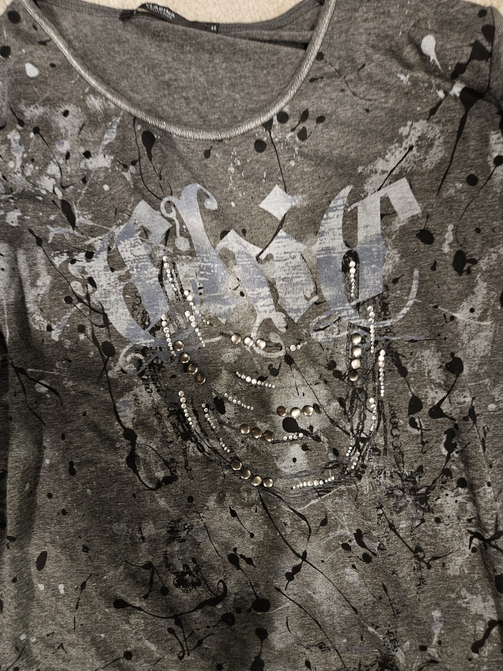 Women's Gray Long Sleeve Graphic Tee with Stud Detail